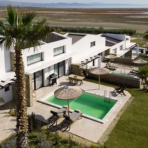 Aparthotel Flamingo View &, Nea Poteidaia